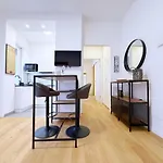 Viale Monza Ab Suites - 2 Bedroom- 15 Min Dal Duomo