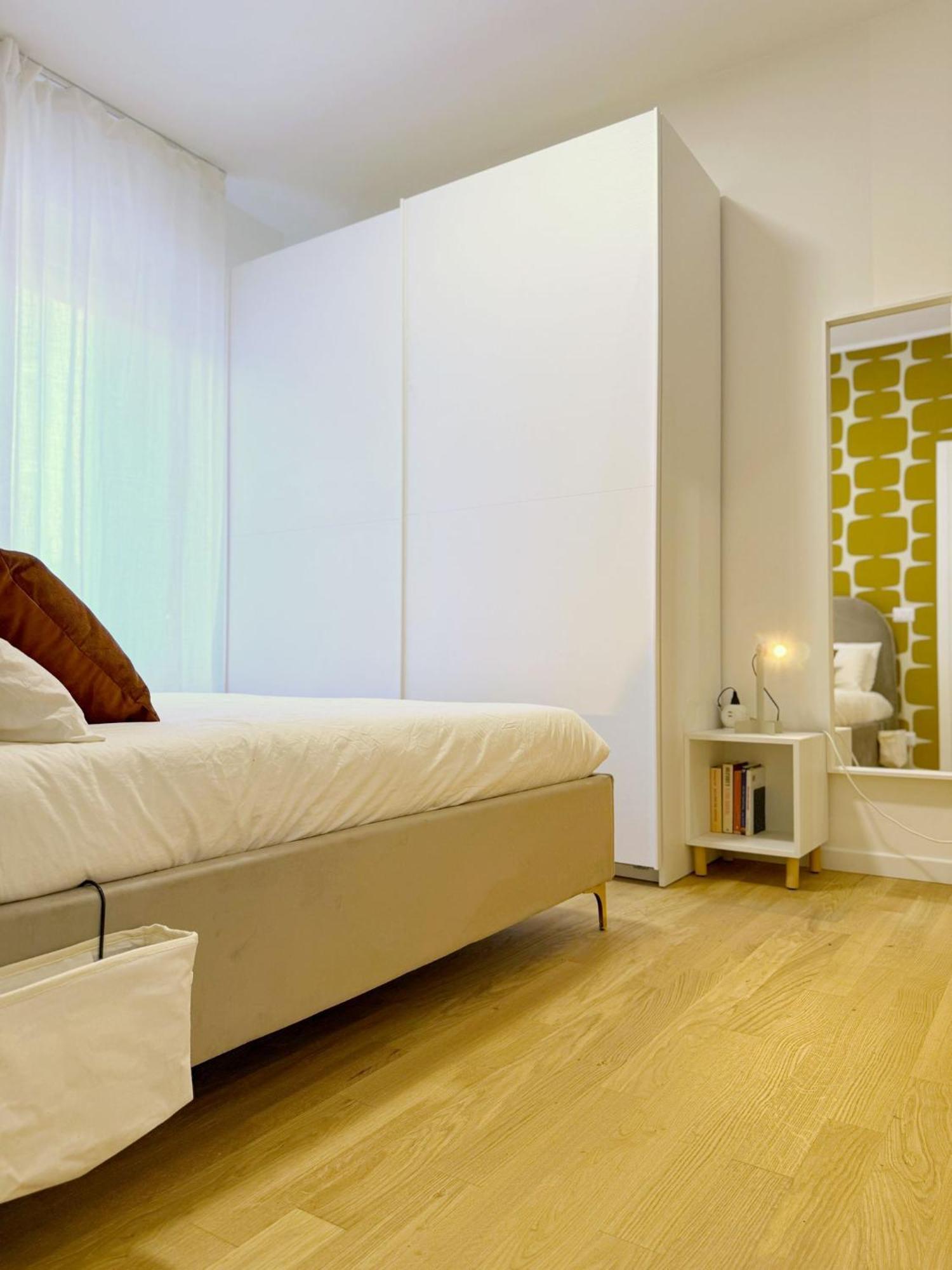 Viale Monza Ab - 2 Bedroom- 15 Min Dal Duomo *