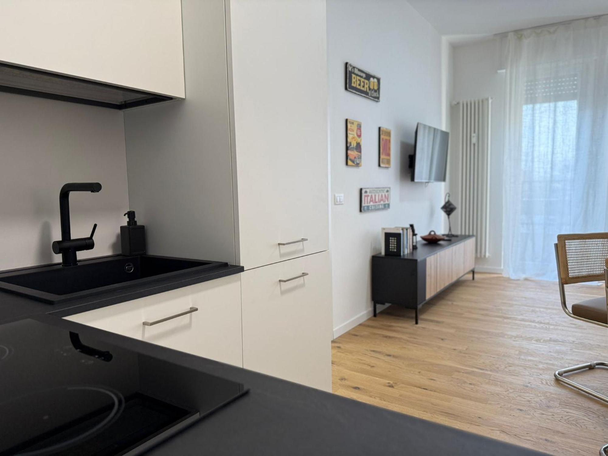 Viale Monza Ab - 2 Bedroom- 15 Min Dal Duomo Milan